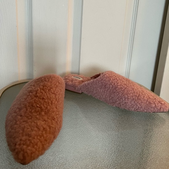 Birdies NWOB Faux Shearling Lark Slides In Pink Blush Size 7.5 - Picture 5 of 12